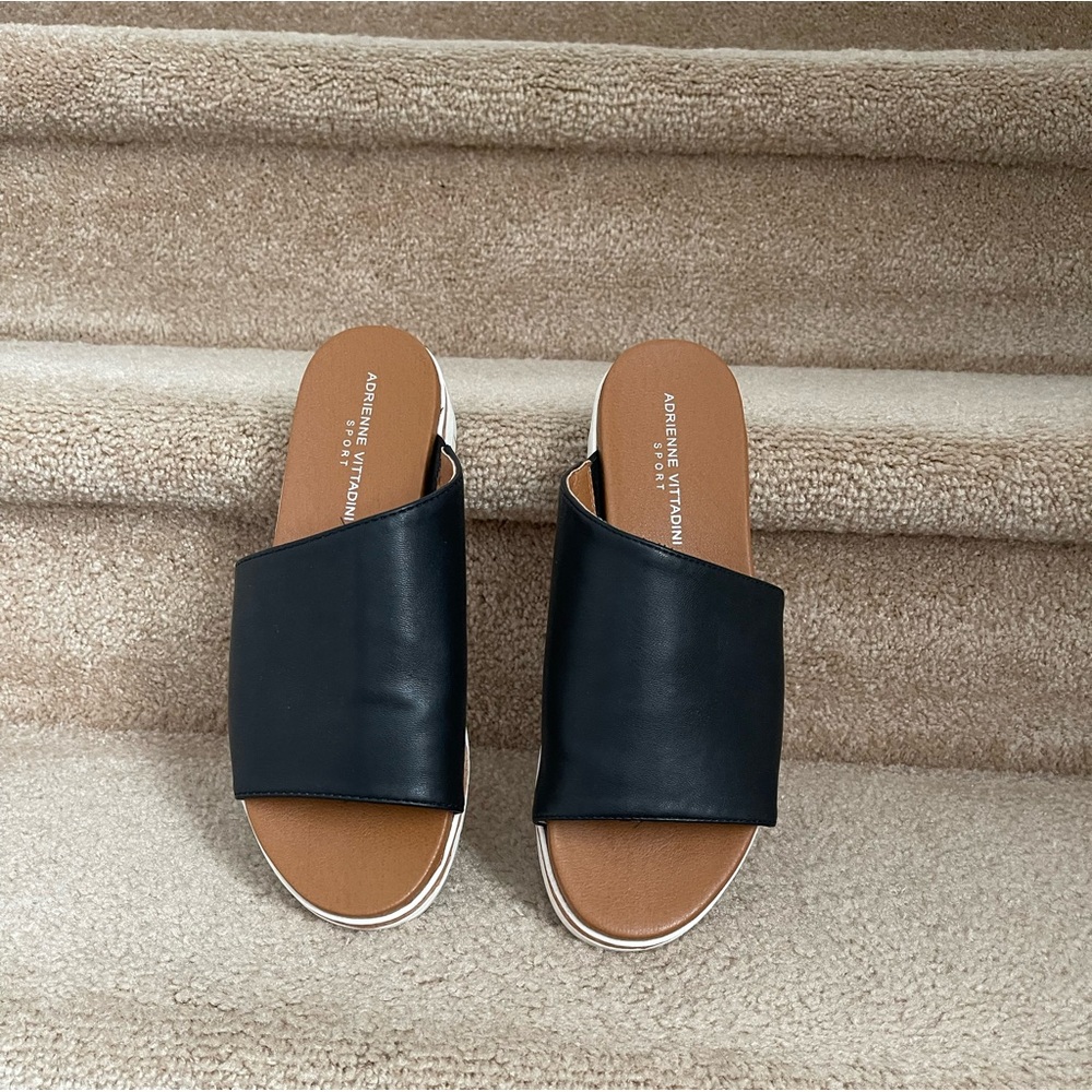 Adrienne vittadini black slip on sandals